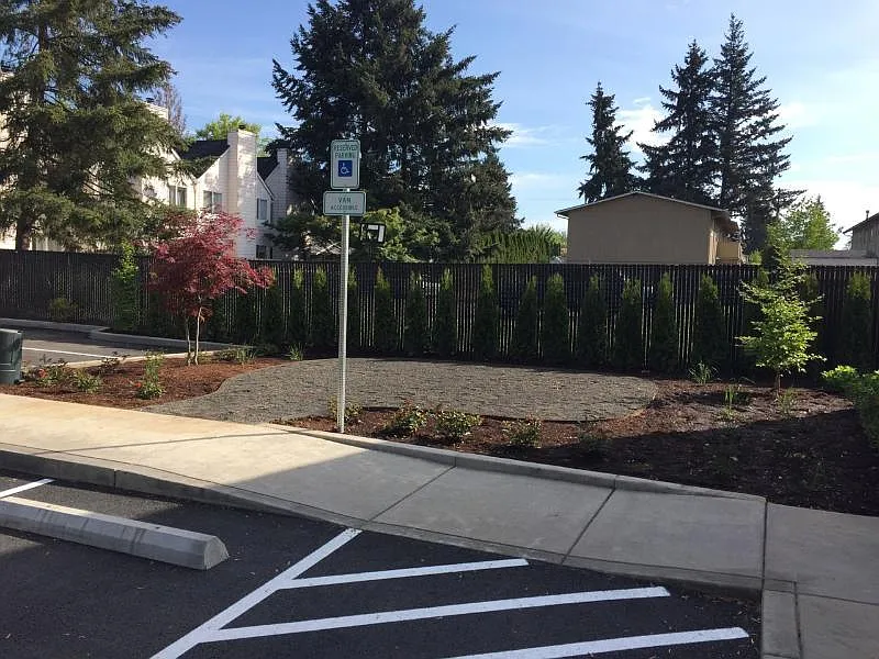 219 SW 3rd Ave — Photo 3