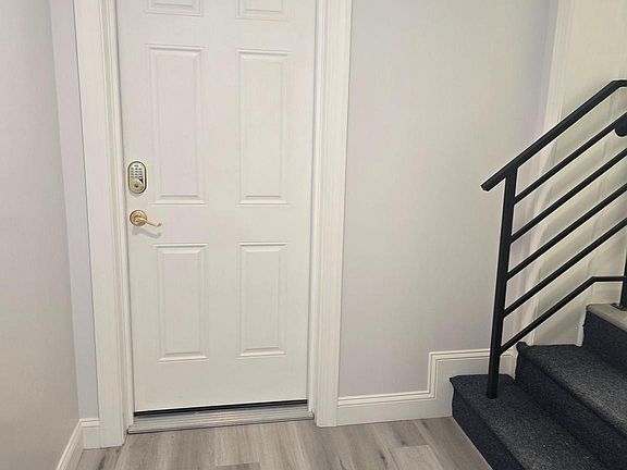 2nd image of 5925 Ridge Ave #2F