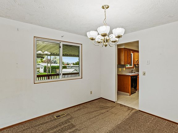 5th image of 7217 N Lidgerwood Ct