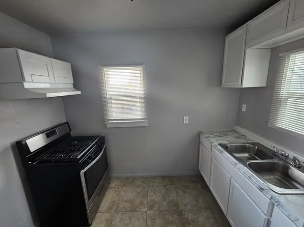 15524 3rd St, Victorville, CA 92395