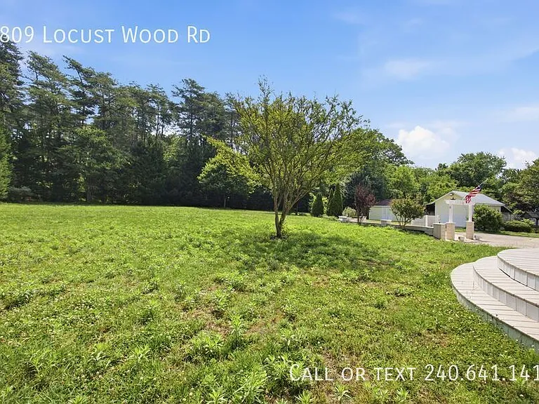 7809 Locust Wood Rd — Photo 35