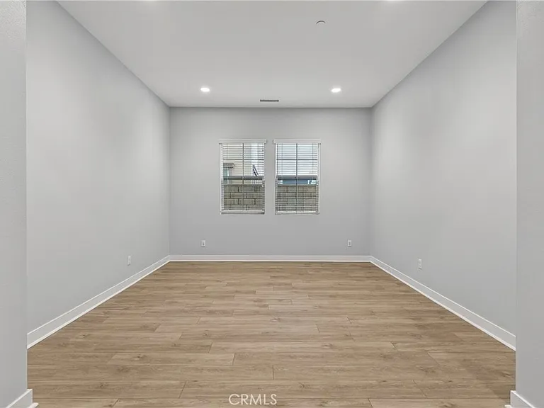 755 E Orange Blossom Way — Photo 10