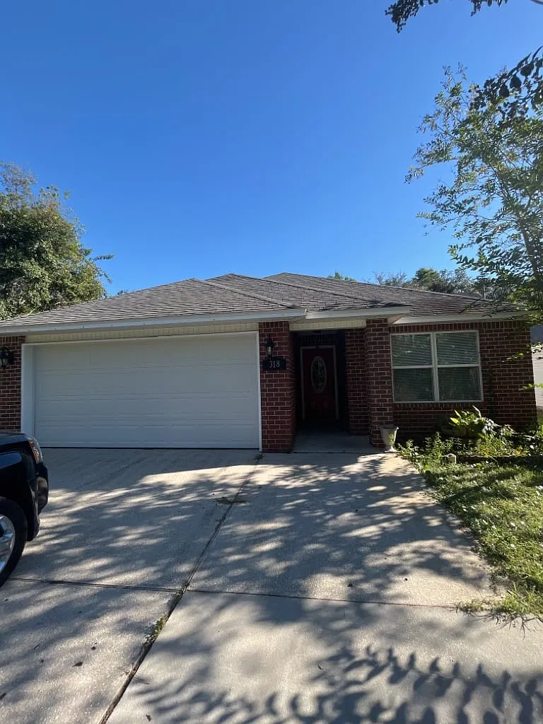 318 Schneider Drive — Photo 1