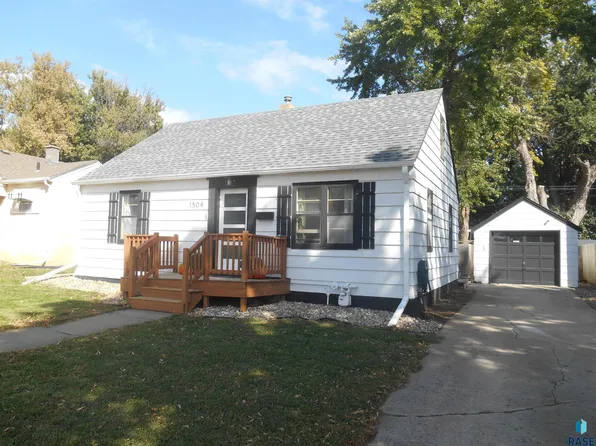 1504 S Grange Ave, Sioux Falls, SD 57105