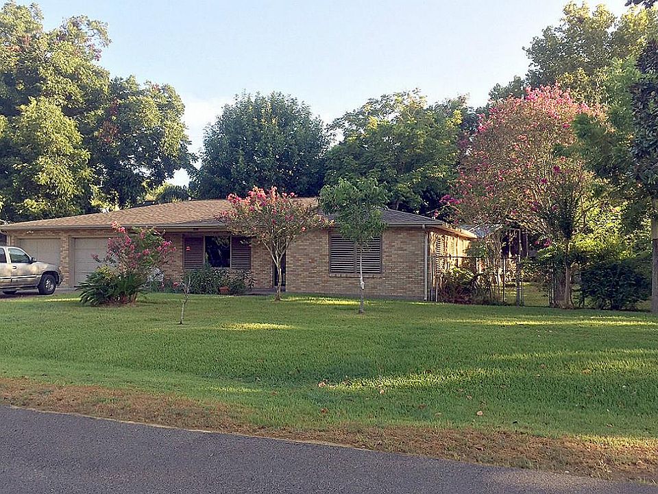 1st image of 8002 Dellanera Dr