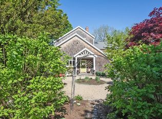 10 Stevens Ln, Cohasset, MA 02025