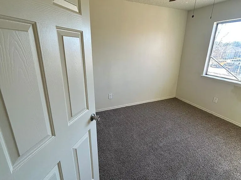 3408 Poplar Springs Ln — Photo 6
