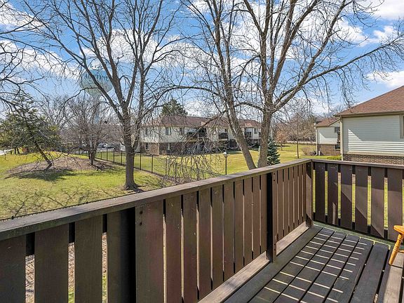 5th image of 823 E Coach Rd Unit 8