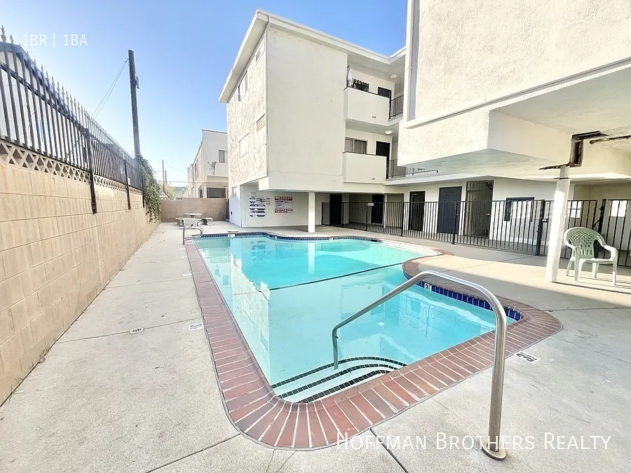 5226 Lexington Ave Los Angeles, CA 90029 — Photo 3