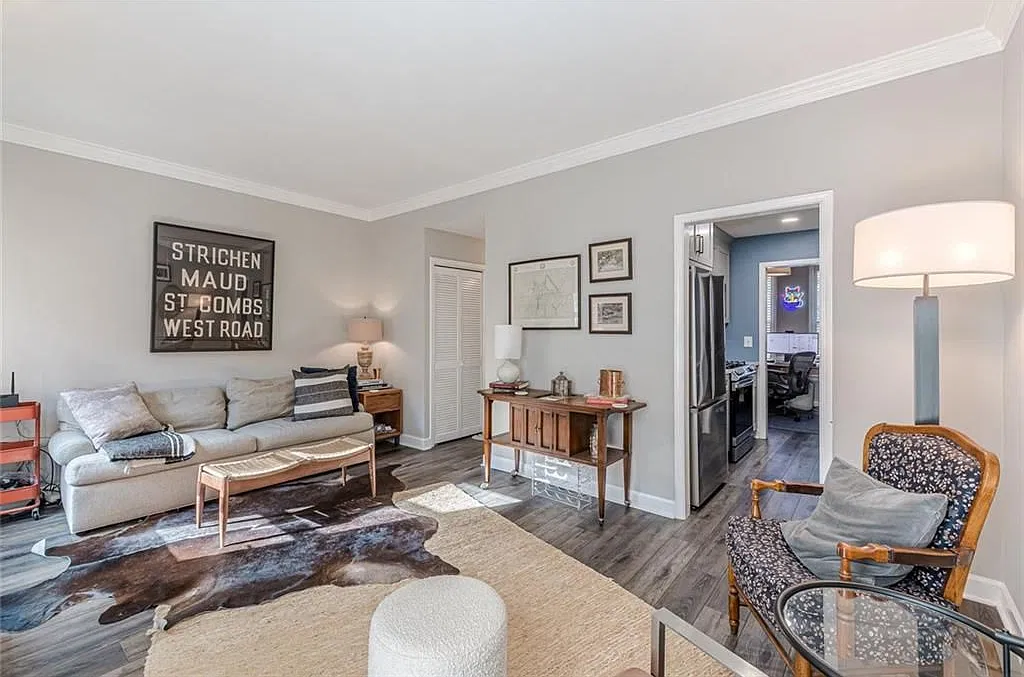 2 bed, 3.0 bath, 1024 sqft, $3,245 — Photo 4