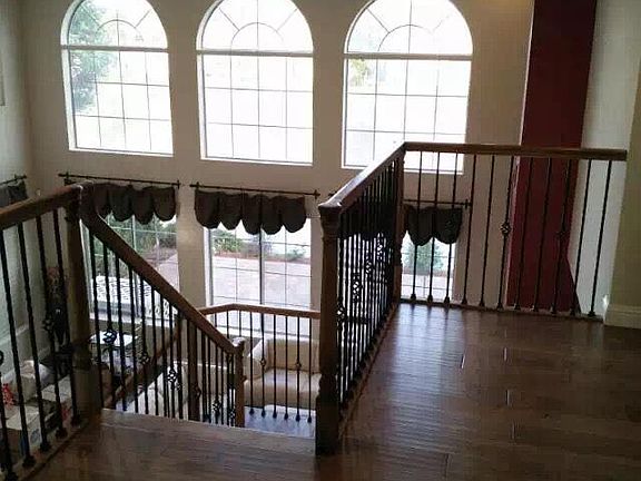 4th image of 229 Monaco Dr
