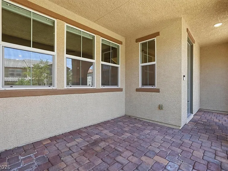 2879 Cabrillo Terrace St — Photo 2