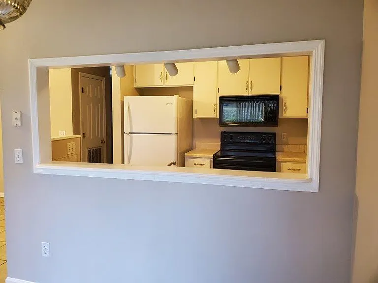 111 Woodfield Pl — Photo 4
