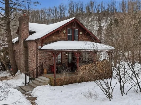 69 Kostenbader Rd, Hope Twp., NJ 07825