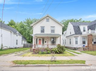 1029 Helen St NE, Grand Rapids, MI 49503