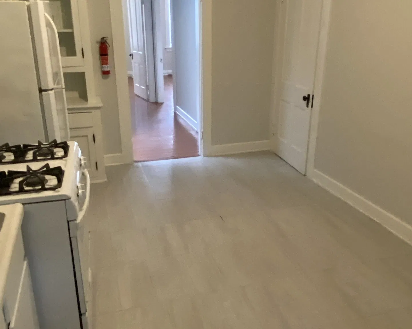 2910 Markbreit Ave — Photo 3