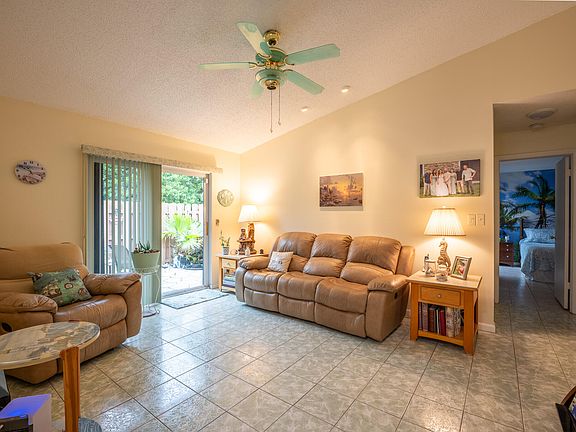 3rd image of 4948 Alder Drive #C