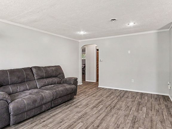 4th image of 8151 Marvin Rd