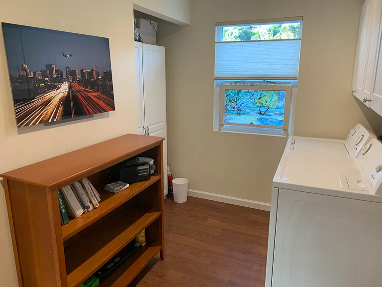 2555 Ardath Rd #B — Photo 22