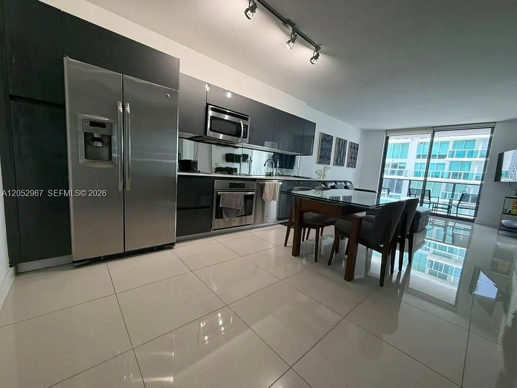 Mybrickell Condo — Photo 2