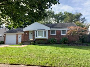 31611 Marblehead Rd, Farmington, MI 48336