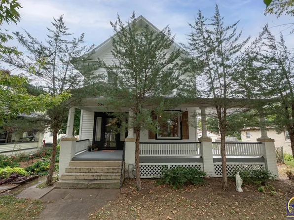 330 SW Broadmoor Ave, Topeka, KS 66606
