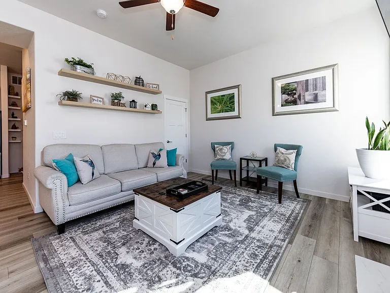 5738 Villa Lorenzo Dr — Photo 17