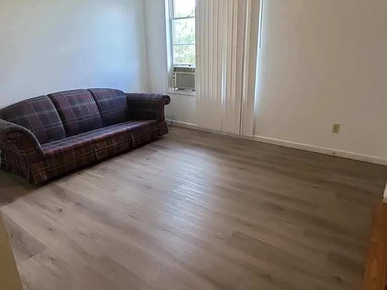 90 Lincoln Ave #5 — Photo 7