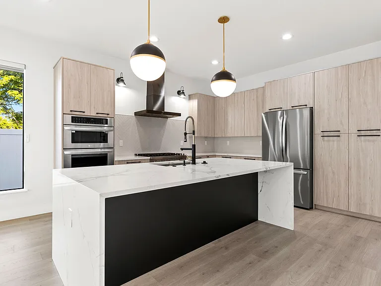 101 E Euclid Ave #1 — Photo 2
