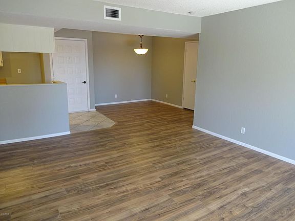 4th image of 540 N May St APT 3103
