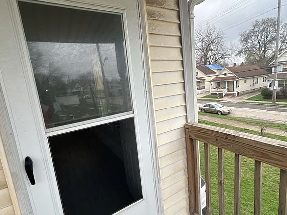 2nd image of 5704 Fullerton Ave #2