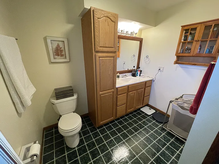 1708 Howlett Ln — Photo 18