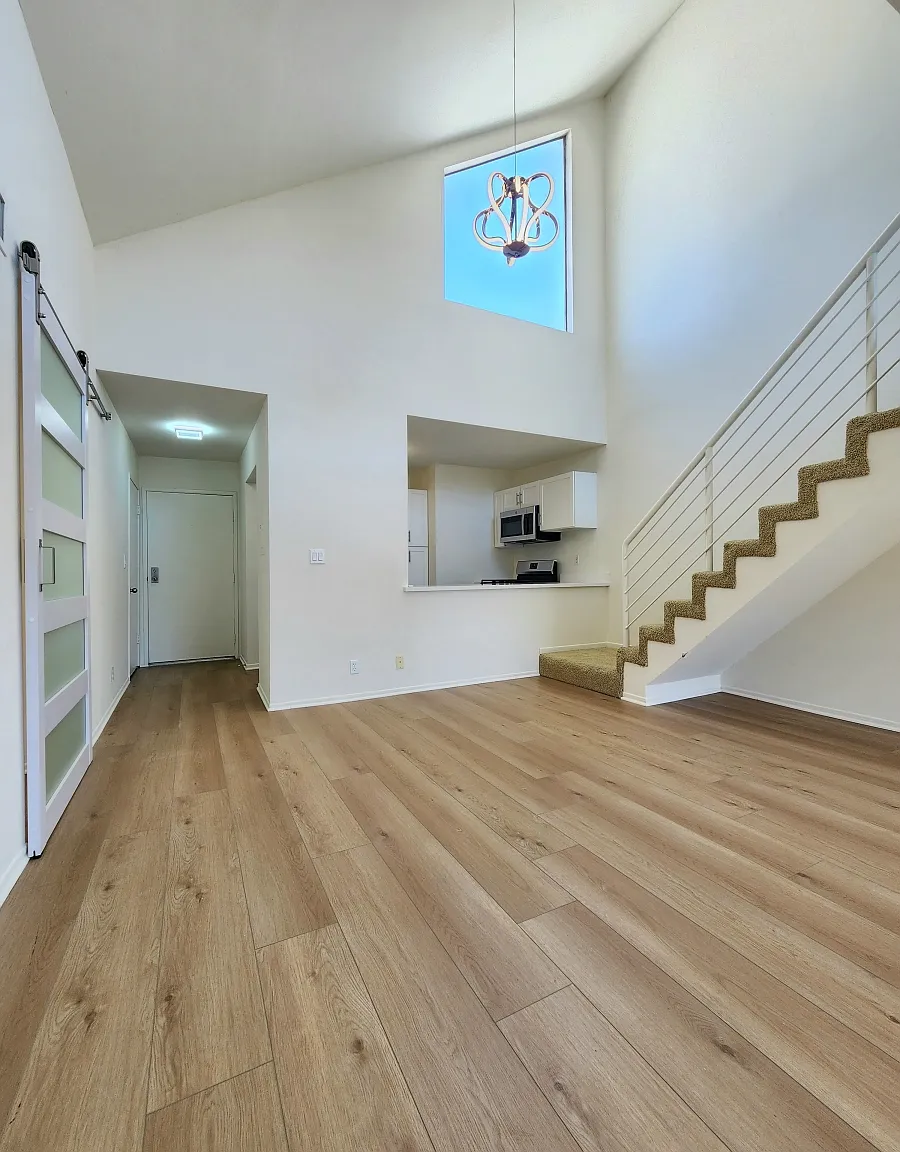 2 bed, 2.0 bath, $3,995 — Photo 4