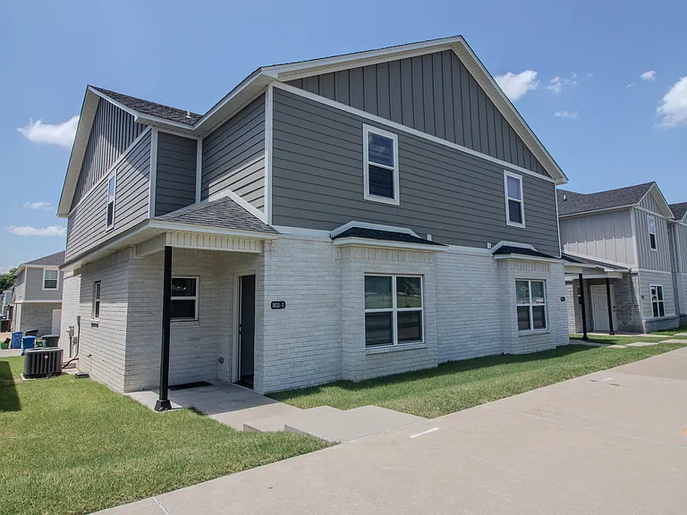 803 S Rupple Rd #2 — Photo 1