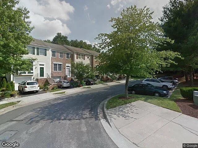 Columbia Townhome, 3 bed, 2.5 bath — Photo 2