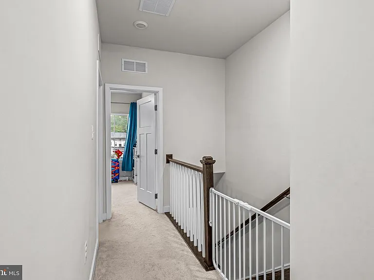 117 Kenneth Ln — Photo 29