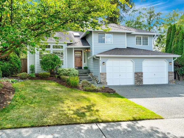 8122 27th Place NE, Lake Stevens, WA 98258