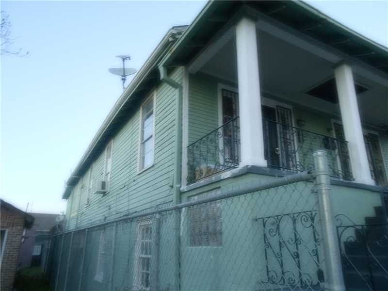 2nd image of 1747 N Miro St