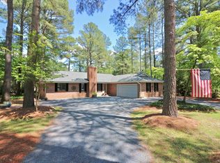 70 Westchester Cir, Pinehurst, NC 28374