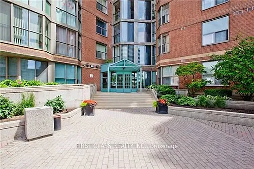 5795 Yonge St Photo 1
