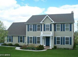 1200 Fox Run Ter, Hanover, PA 17331