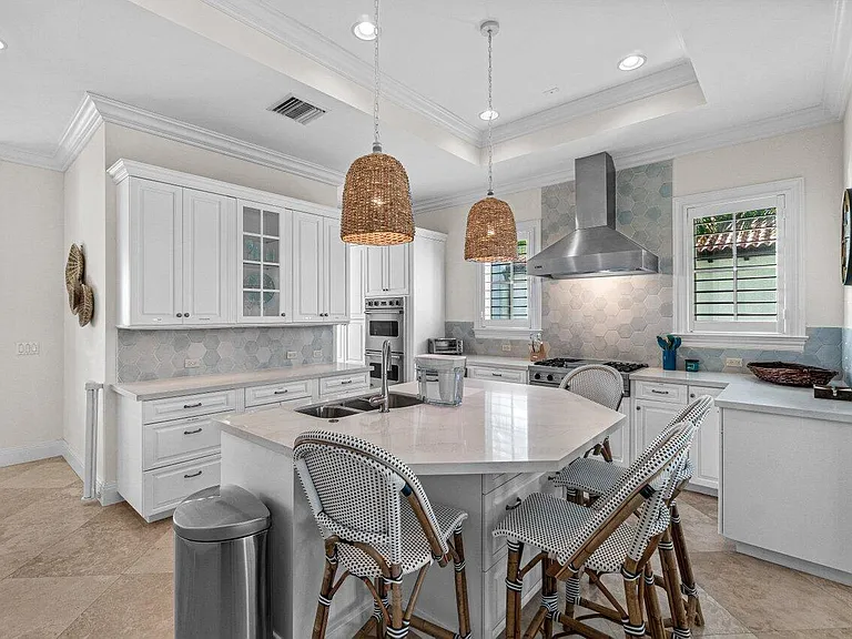 6103 N Ocean Blvd — Photo 22