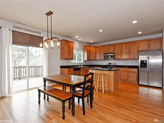 5th image of 8505 79th Ave NE