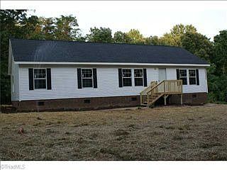 1st image of 705 Meadow St