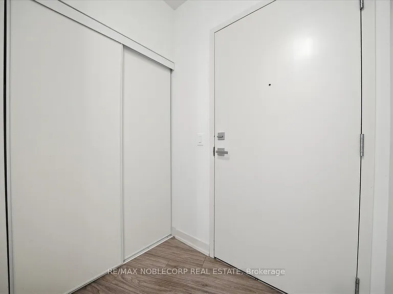 90 Glen Everest Rd #524 — Photo 8