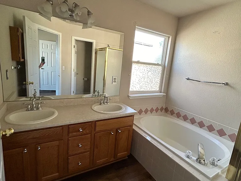 4715 Canyon Wren Ln — Photo 12