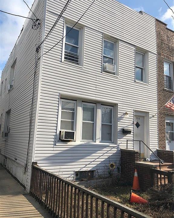 1st image of 284 Revere Ave