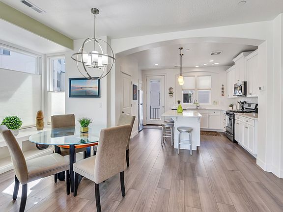 3rd image of 4527 W Daybreak Rim Way