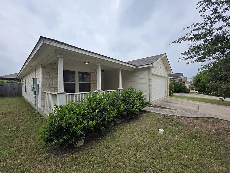 9730 Marbach Cyn — Photo 2
