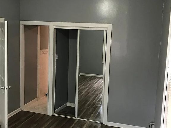 3rd image of 10 Columbia Ave #1L